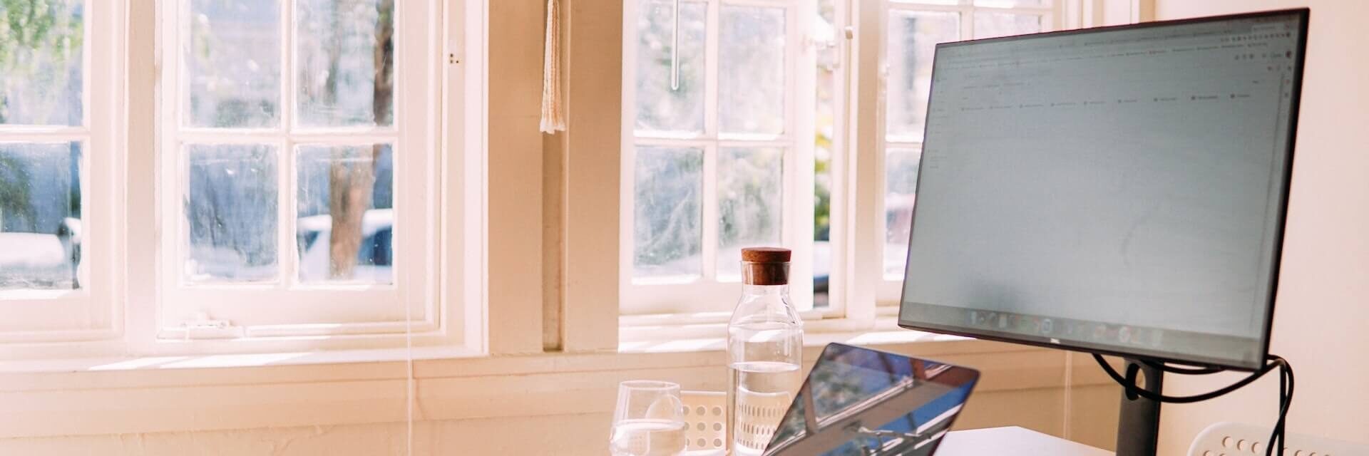 Zdjęcie ilustrujące pracę zdalną